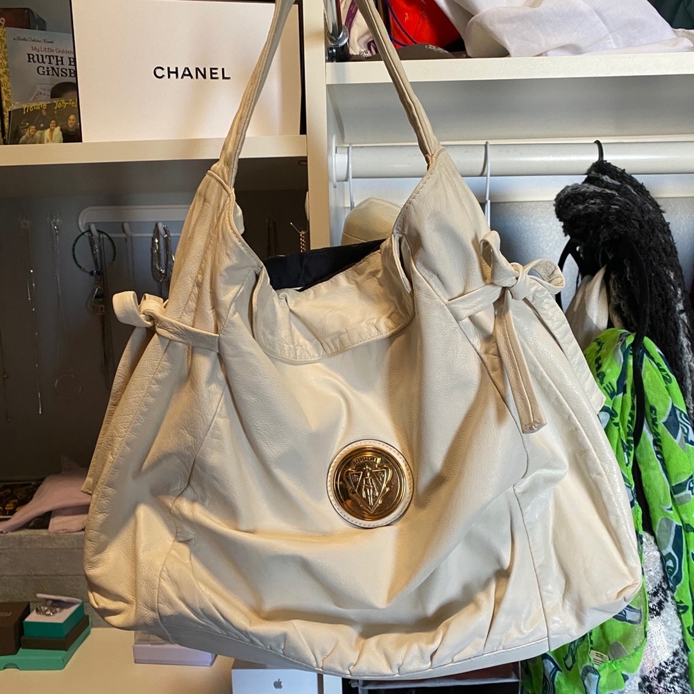 Authentic Cream Gucci Hysteria Hobo